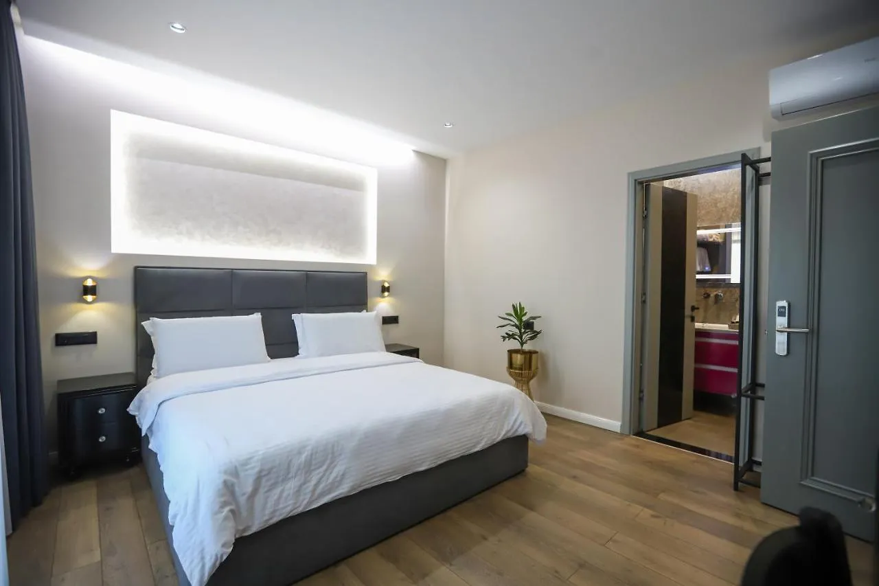 Imperator Hotel Tirana
